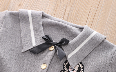 Conjunto de Dos Piezas: Cardigan Bordado de Manga Larga y Falda Plisada - Image 15