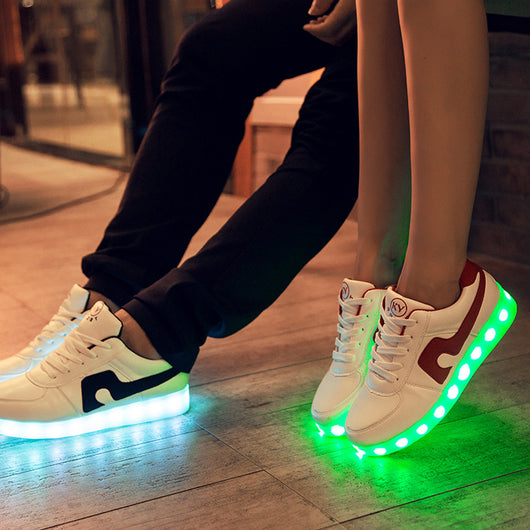 Zapatillas LED Multicolor Unisex con Luces Intermitentes - Image 9