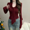 Blusa Roja Escote V con Cordones - Ajuste Elegante y Versátil
