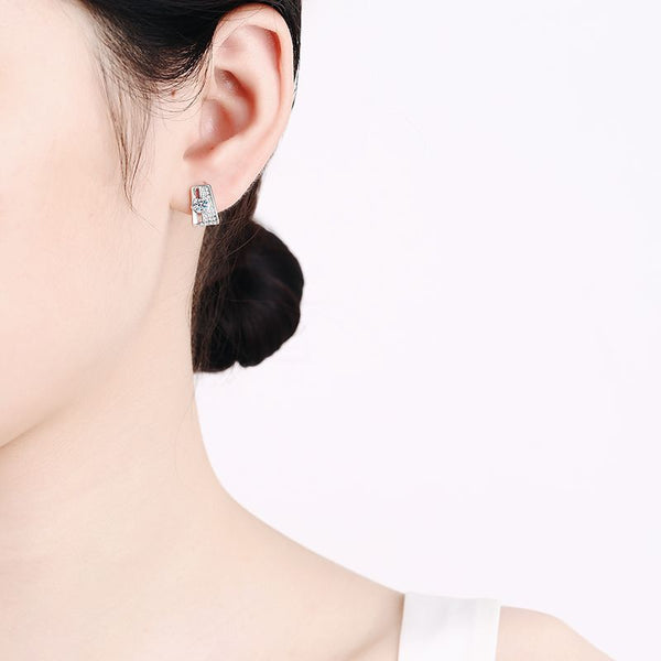 Aretes Rectangulares de Plata Esterlina con Moissanita