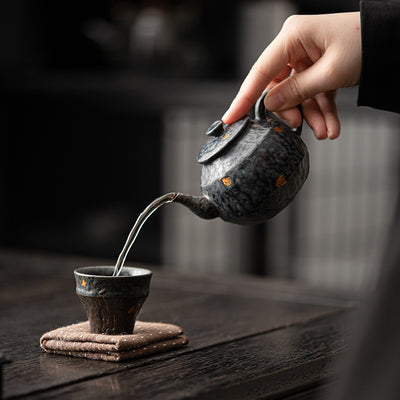 Tetera Retro de Cerámica Vidriada en Bronce para Preparar Té y Agua Caliente
