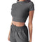 Conjunto Deportivo Ajustado para Mujer - Diseño Elegante y Versátil