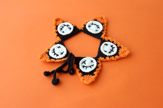 Bufanda Triangular de Lana con Estampado de Perros y Gatos - Image 3