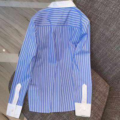 Blusa Clásica a Rayas Azul y Blanco para Mujer - Image 5