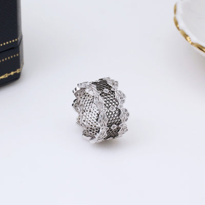 Anillo Dorado con Hoja de Ginkgo - Image 10