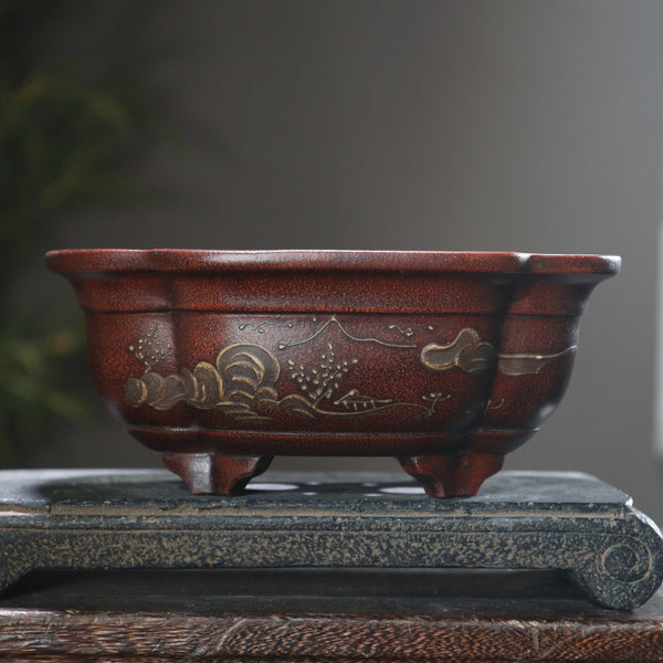 Maceta Artesanal de Barro Papaya con Pintura Floral Púrpura