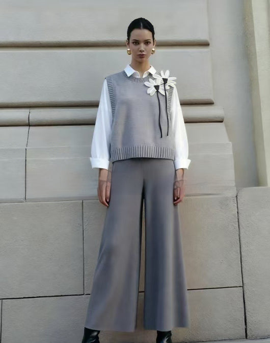 Conjunto de 3 Piezas: Chaleco Tejido con Moño, Camisa y Pantalón Casual - Image 22