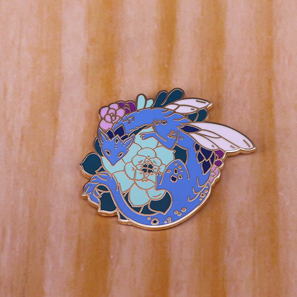 Broche Suculenta y Dragón - Adorable Fusión de Planta y Animal