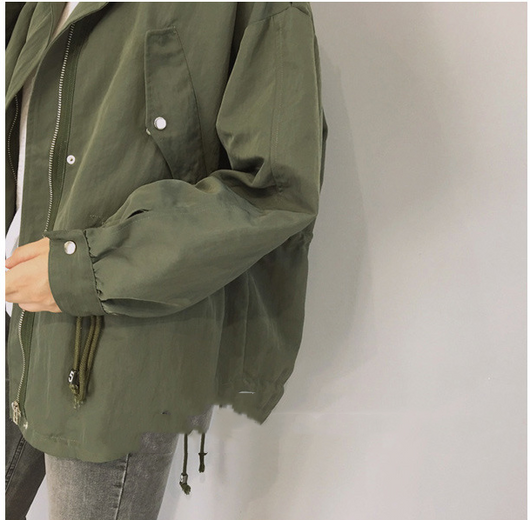Chaqueta Corta Estilo Capa Suelta con Detalles de Herramientas - Image 12
