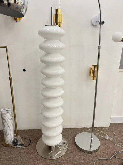 Lámpara de Pie para Sala Minimalista - Diseño Moderno y Funcional - Image 7