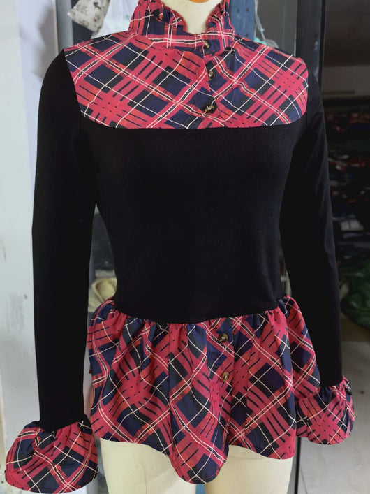 Blusa Retro Cuadros Rojos con Volantes y Parches Combinados - Image 7