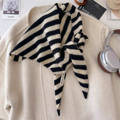Pañuelo Triangular para Mujer: Versátil, Cálido y Elegante - Image 2