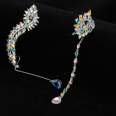 Aretes Asimétricos de Circón y Diamantes - Diseño Pluma Elegante - Image 5
