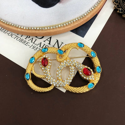 Broche de Oro Electrochapado con Diseño Animal - Image 10
