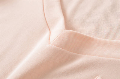 Blusa de Verano Ajustada al Talle con Escote en V y Manga Corta - Image 27