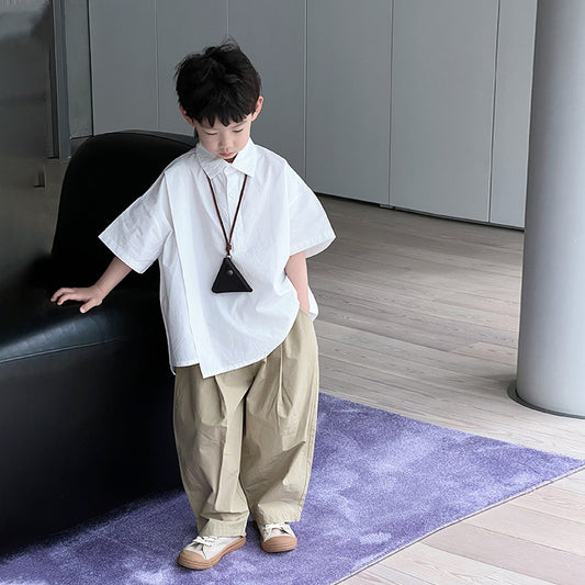 Camisa Blanca de Manga Corta para Niño - Comodidad de Verano
