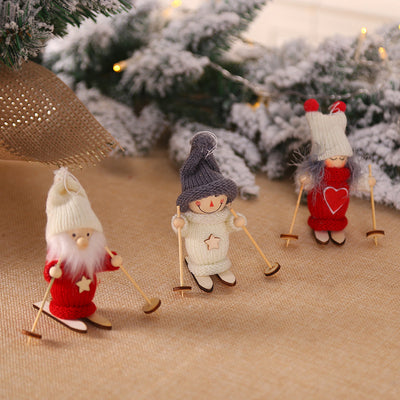 Muñeco Esquiador Navideño de Madera Artesanal - Image 9