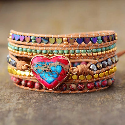 Pulsera Étnica Multicapa de Piedras Naturales con Trenzado y Detalles de Amor - Image 12