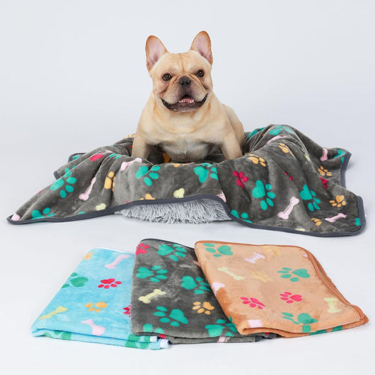 Manta Térmica para Mascotas - Diseño Huesos y Patitas - Image 4