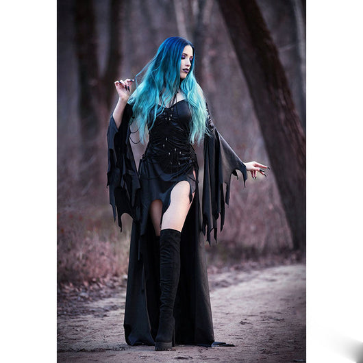 Vestido Gótico con Mangas Abullonadas y Falda Amplia - Image 9