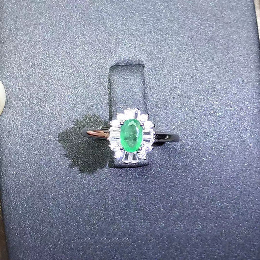 Anillo de Esmeralda Colombiana en Plata 925 con Diamantes