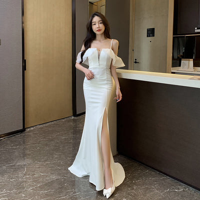 Vestido Largo Escotado con Halter Único - Image 10