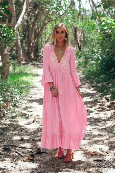 Vestido de Cuello V Bordado para Festividades - Image 8