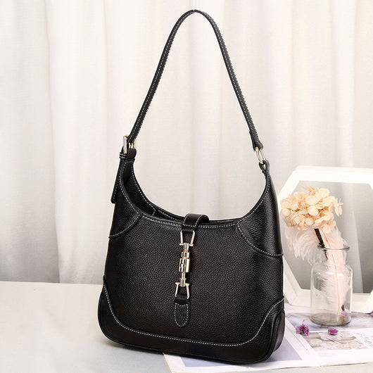 Bolsa Axilar de Cuero Suave para Mujer - Bandolera Compacta - Image 11