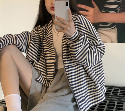 Sudadera Holgada a Rayas con Estilo Relajado - Image 9