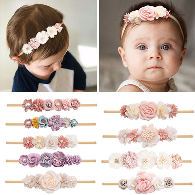 Diadema Delicada para el Primer Mes del Bebé
