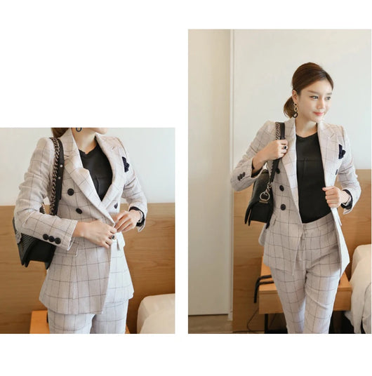 Traje Ejecutivo para Mujer con Solapa y Doble Botonadura - Image 11