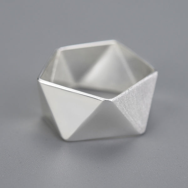 Anillo Ajustable de Plata S925 con Diseño Geométrico Facetado para Mujer