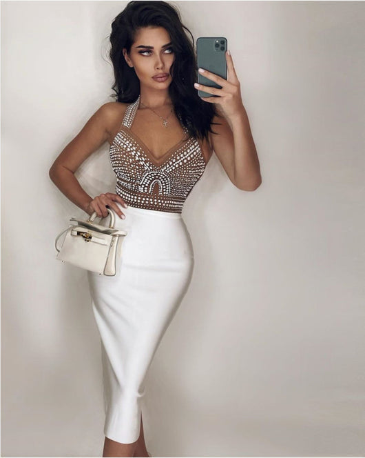 Vestido Ajustado sin Mangas con Detalles de Diamantes - Image 5