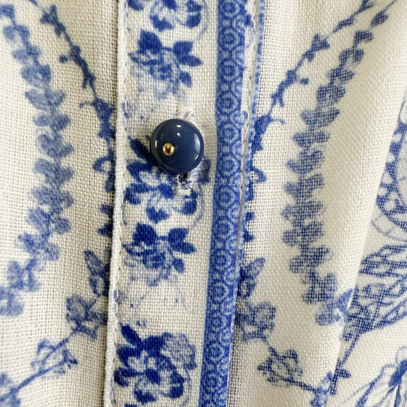 Traje Executivo com Camisa de Manga Dobrada e Calça Pantalona