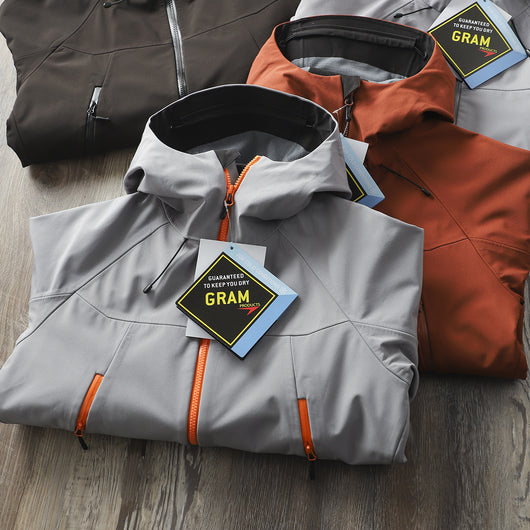 Chaqueta Soft Shell Impermeable y Cortavientos con Capucha - Image 13
