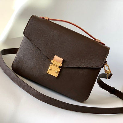 Bolso Messenger Cuadrado para Mujer - Diseño Versátil y Coordinable - Image 5