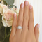 Anillos de Boda y Compromiso para Parejas con Diamantes Incrustados