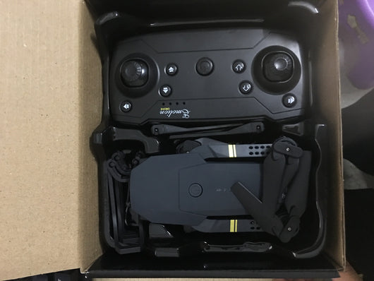 Dron Plegable E58 con Transmisión WiFi y Control Remoto de 4 Ejes - Image 14