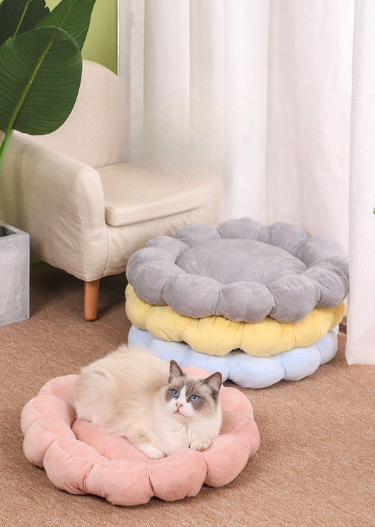 Cama Nido Doble Cara para Perros y Gatos 50x50cm - Diseño Pétalos Multicolor - Image 17