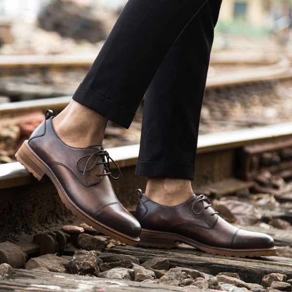 Zapatos de Cuero Retro Británico Hechos a Mano para Hombre