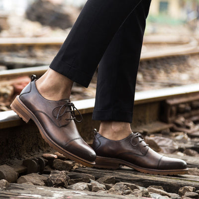 Zapatos de Cuero Retro Británico Hechos a Mano para Hombre - Image 2