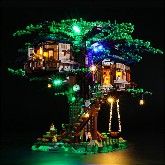 Casa del Árbol LED Creative Series 21318 - Construcción Modular de Madera