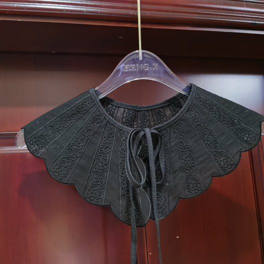 Chal Femenino con Cuello de Encaje Organza Bordado y Flores - Image 9