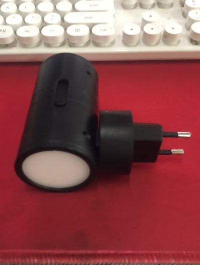 Luz Nocturna LED Inteligente con Sensor de Movimiento y Control Táctil - Image 15