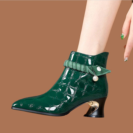 Botas de Cuero Charol con Tacón Robusto y Punta Afilada