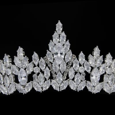 Corona Nupcial Elegante Europeo-Americana - Image 9