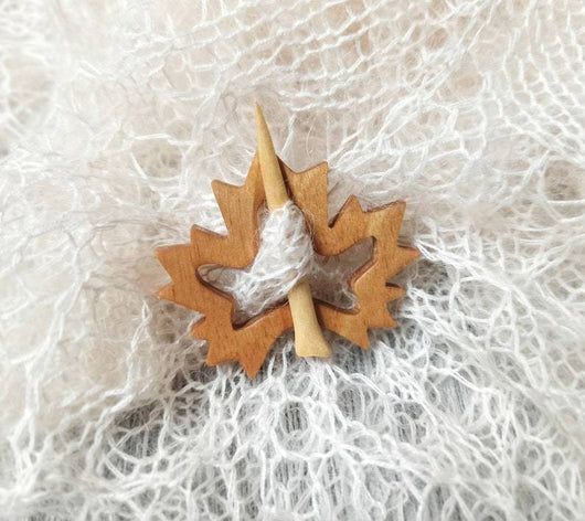Broche de Chal de Madera Natural - Alfiler Elegante para Mujer