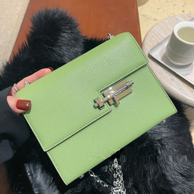 Bolso Crossbody de Cuero con Cierre Magnético para Mujer - Image 3