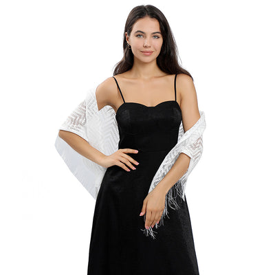 Vestido de Noche con Capa de Encaje y Escote Triangular - Image 25