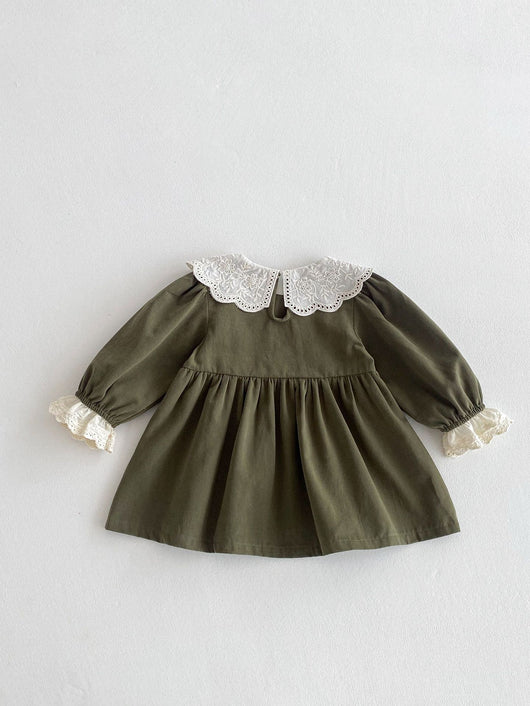 Vestido Princesa Niña con Cuello de Encaje y Solapas - Image 23
